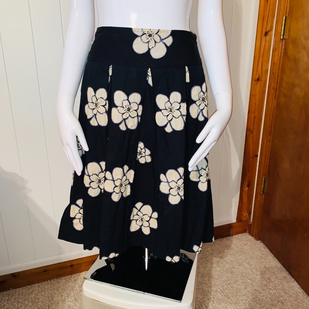 Gap Black and White Floral, Pleated Skirt